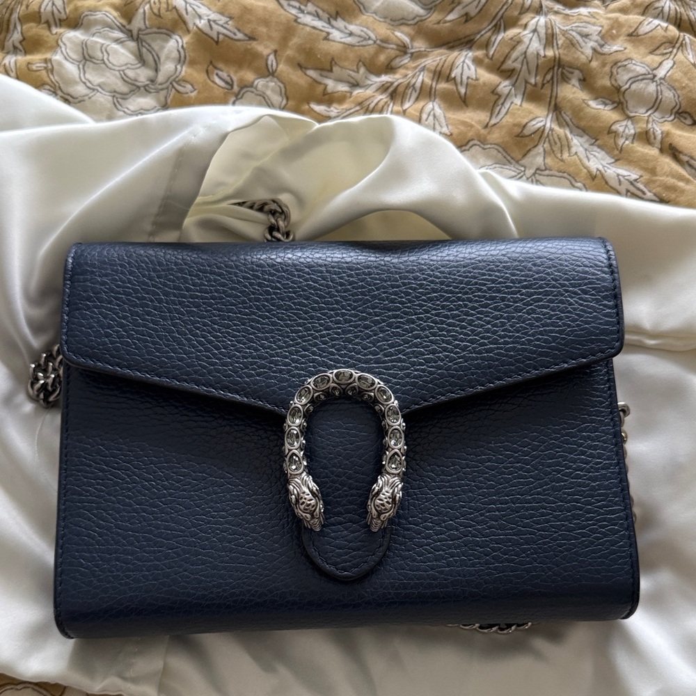 Dionysus wallet on chain